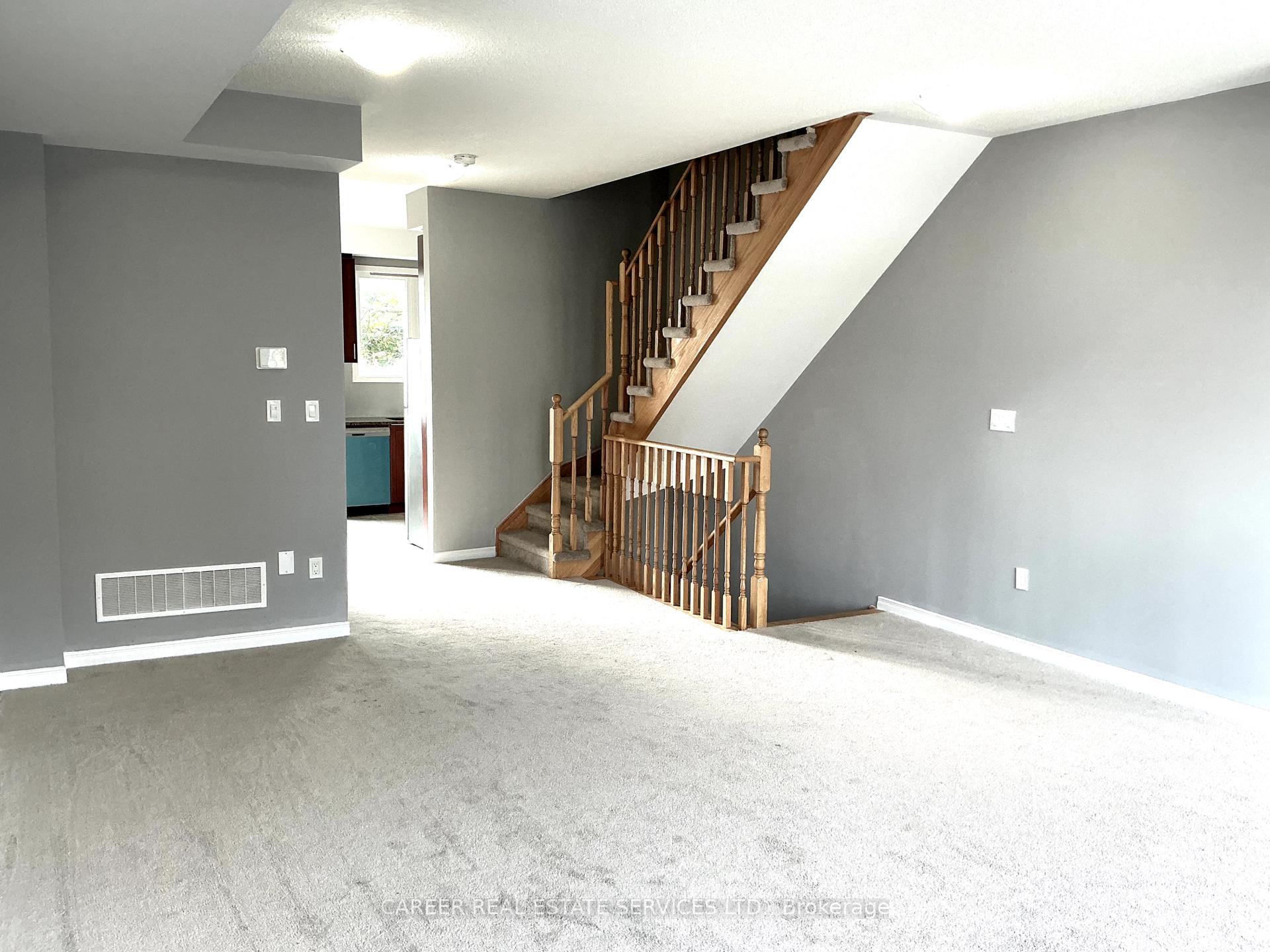 Photo 14 of 1464 Grand Prairie Path, Oshawa, Taunton — HOMEH