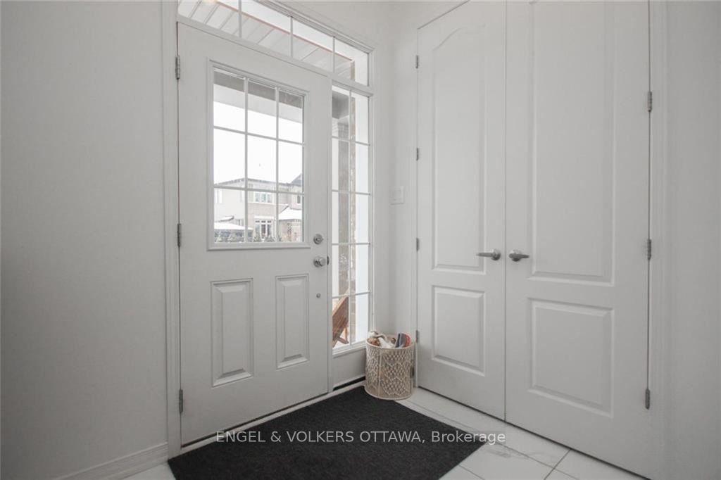 Photo 2 of 507 Tulip Tree Way, Ottawa, Mer Bleue/Bradley Estates/Anderson Park — HOMEH