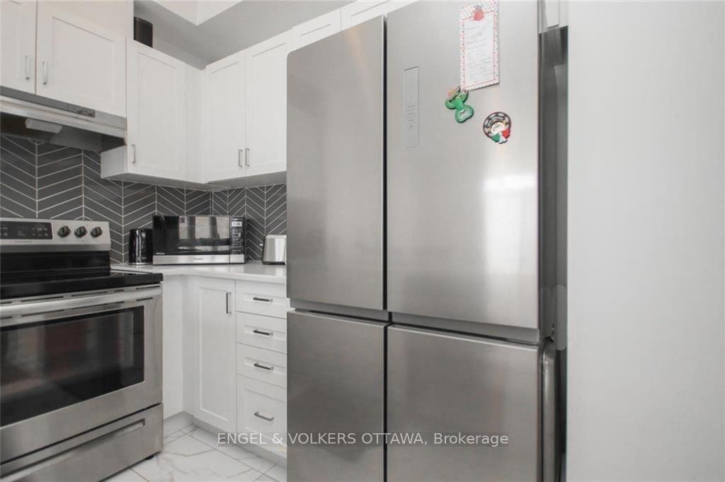 Photo 13 of 507 Tulip Tree Way, Ottawa, Mer Bleue/Bradley Estates/Anderson Park — HOMEH