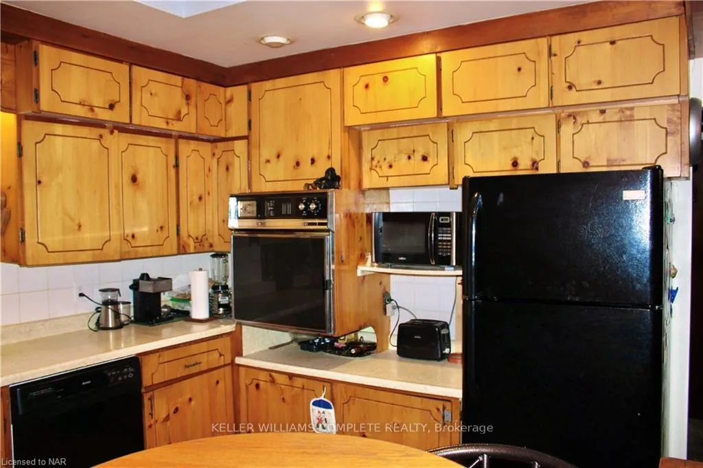 Photo 23 of 150 Merritt Road, Pelham, Fonthill — HOMEH