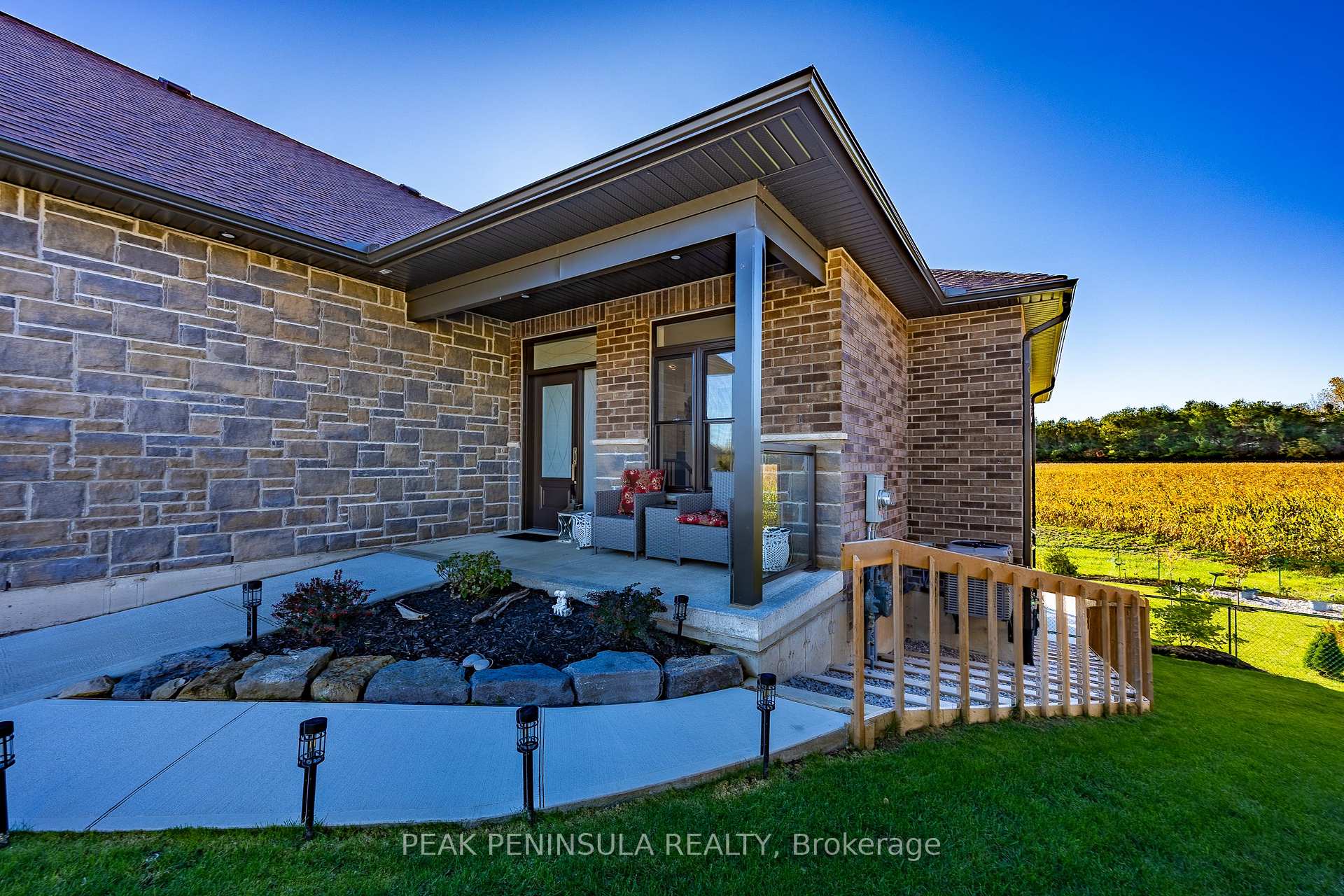 Photo 10 of 23 Pintail Lane, Norfolk, Port Rowan — HOMEH