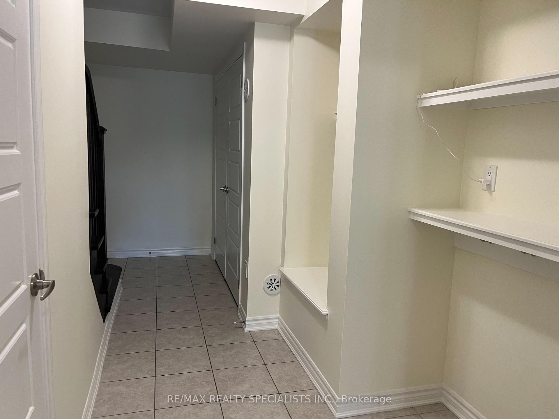 Photo 7 of Unit 137, 1000 Asleton Boulevard, Milton, Willmott — HOMEH