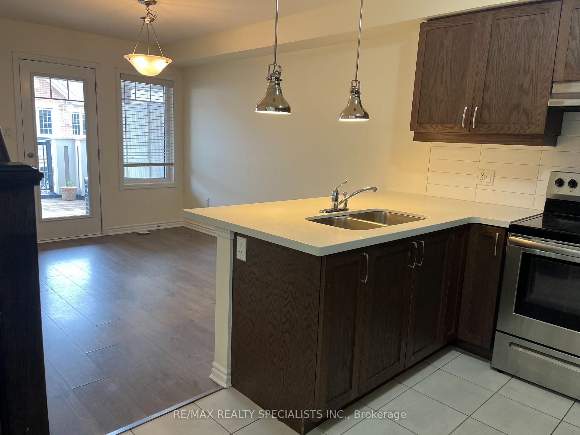 Photo 1 of Unit 137, 1000 Asleton Boulevard, Milton, Willmott — HOMEH