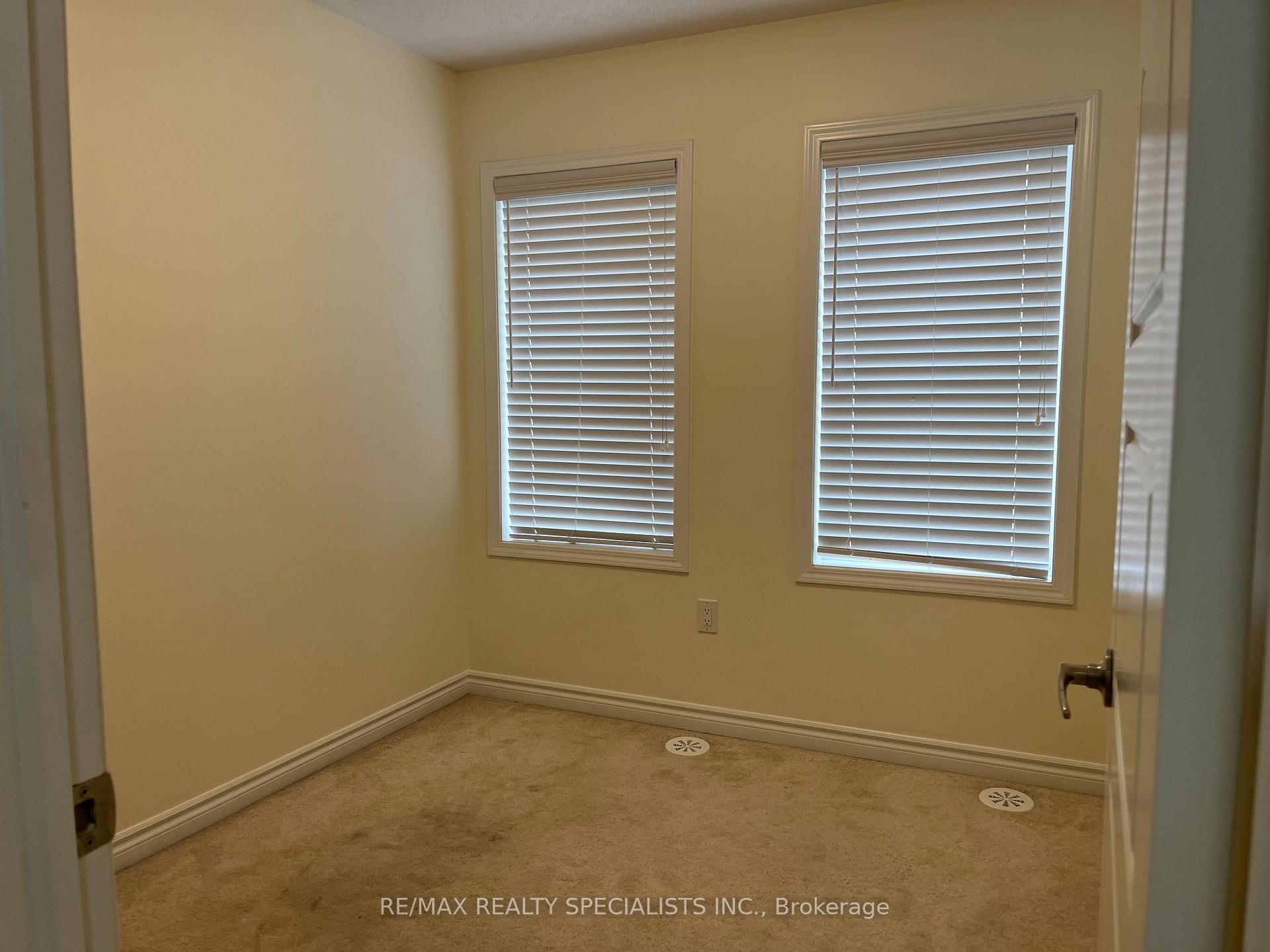 Photo 3 of Unit 137, 1000 Asleton Boulevard, Milton, Willmott — HOMEH