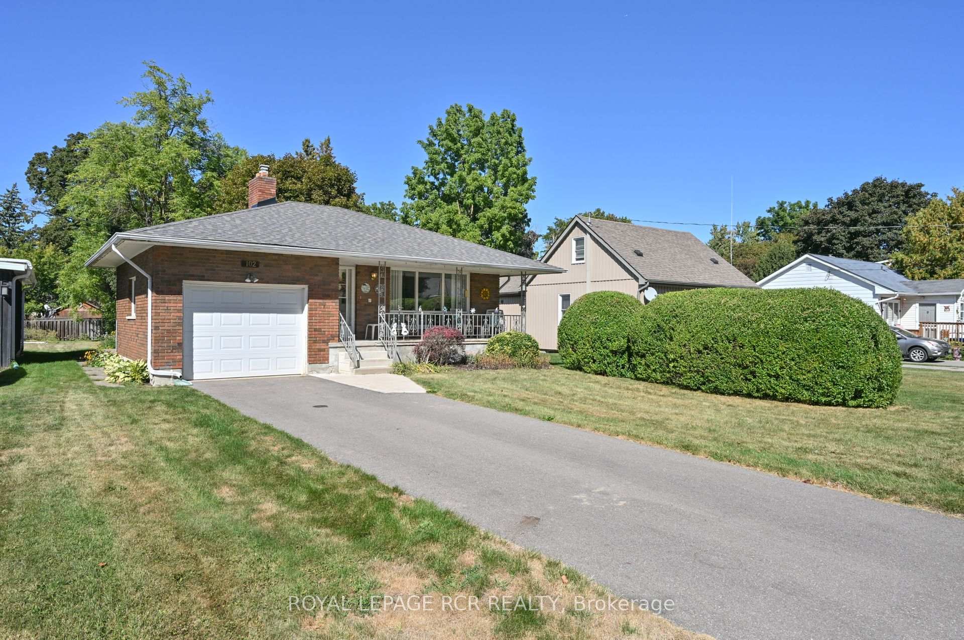 Photo 2 of 102 Tupper Street W, New Tecumseth, Alliston — HOMEH
