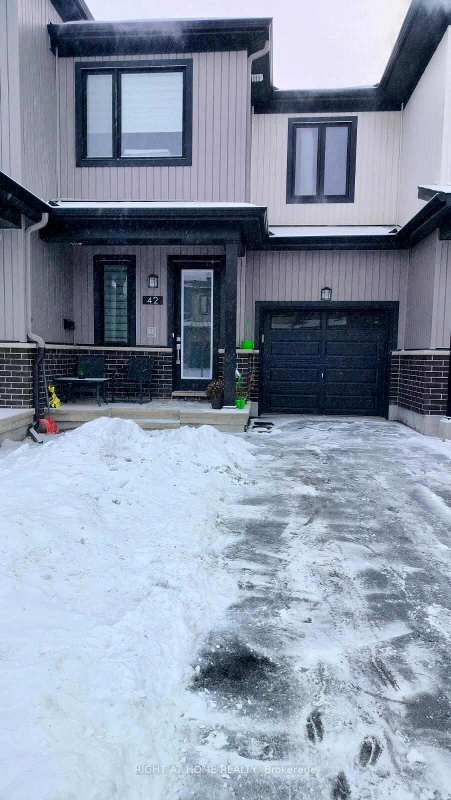 Photo 1 of 42 Chemin De Jargeau Road, Ottawa, Chapel Hill South - Orleans Village — HOMEH