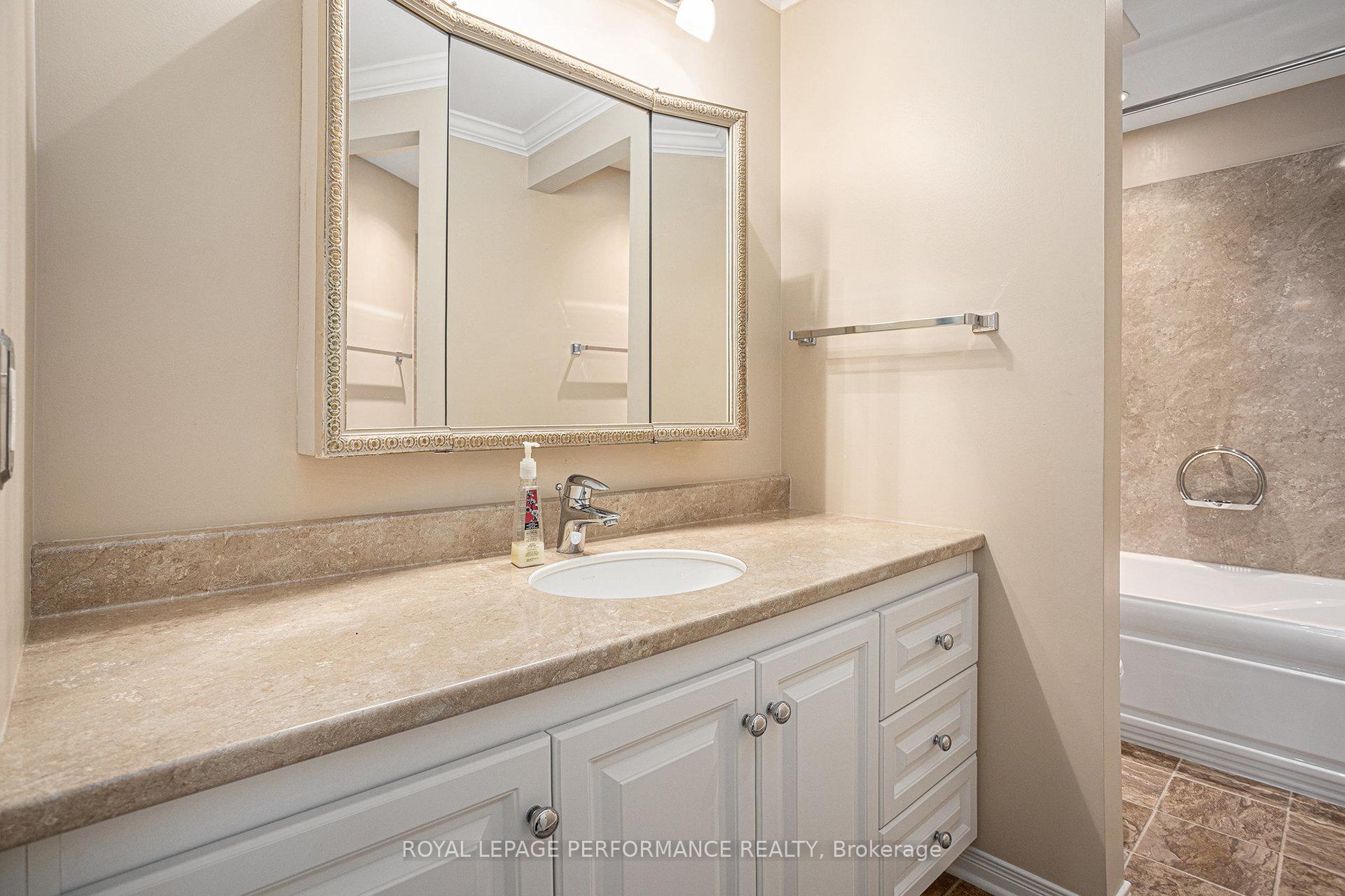 Photo 19 of 6232 Fortune Drive, Ottawa, Convent Glen North — HOMEH