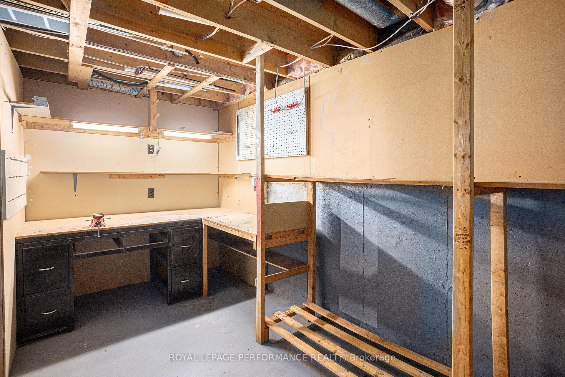 Photo 23 of 6232 Fortune Drive, Ottawa, Convent Glen North — HOMEH
