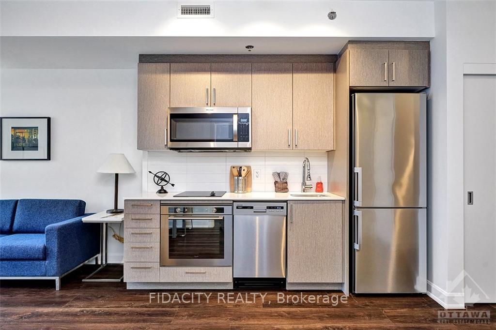 Photo 9 of Unit 426, 150 Rossignol Drive, Ottawa, Chatelaine Village — HOMEH
