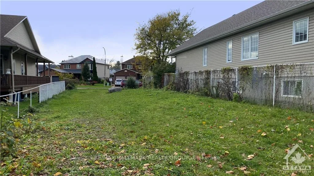 Photo 4 of 1673 Kindersley Avenue, Ottawa, Chateauneuf — HOMEH