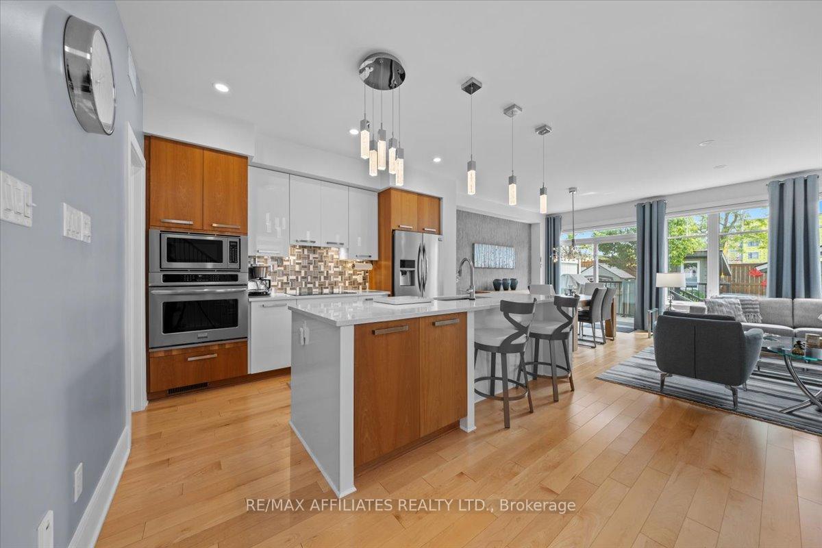 Photo 3 of 312 Mishawashkode Street, Ottawa, Camelot — HOMEH