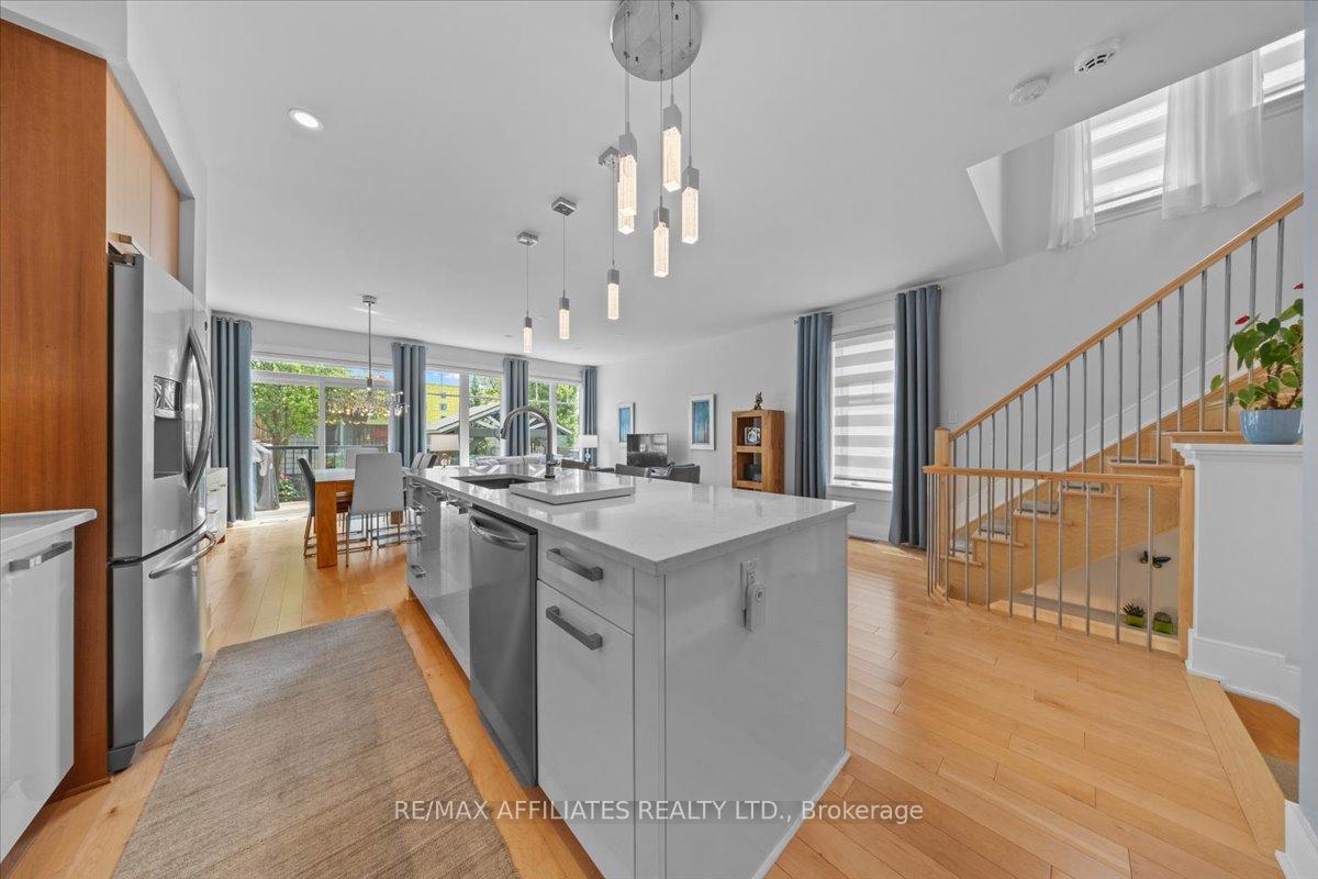 Photo 5 of 312 Mishawashkode Street, Ottawa, Camelot — HOMEH