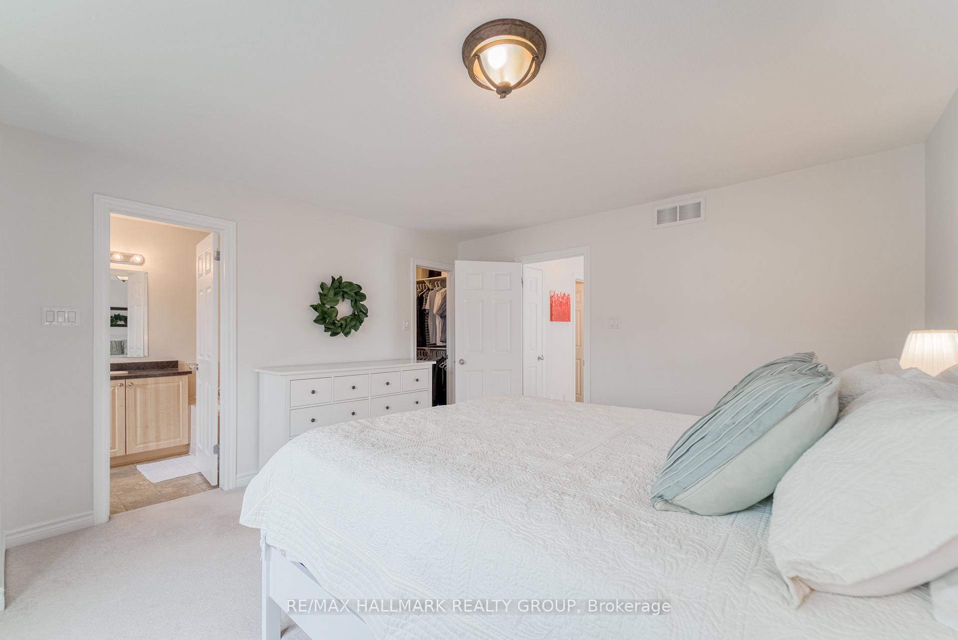 Photo 20 of 427 Sparkman Avenue, Ottawa, Avalon East — HOMEH