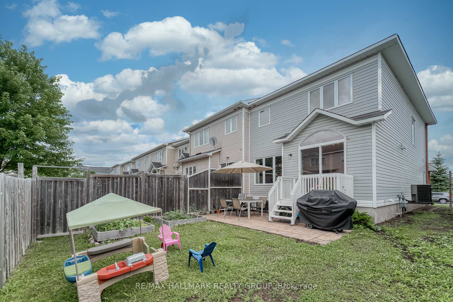 Photo 35 of 427 Sparkman Avenue, Ottawa, Avalon East — HOMEH