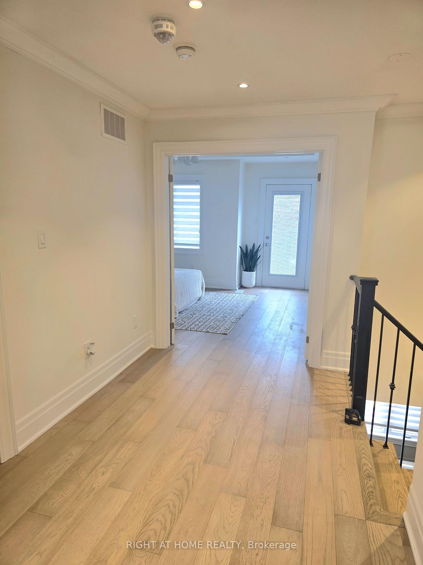 Photo 21 of 2251 Khalsa Gate E, Oakville, Westmount — HOMEH
