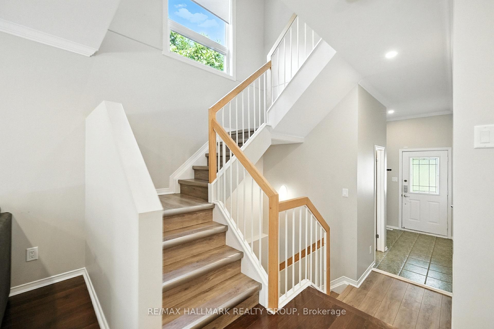 Photo 15 of 6272 Sablewood Place, Ottawa, Chapel Hill — HOMEH
