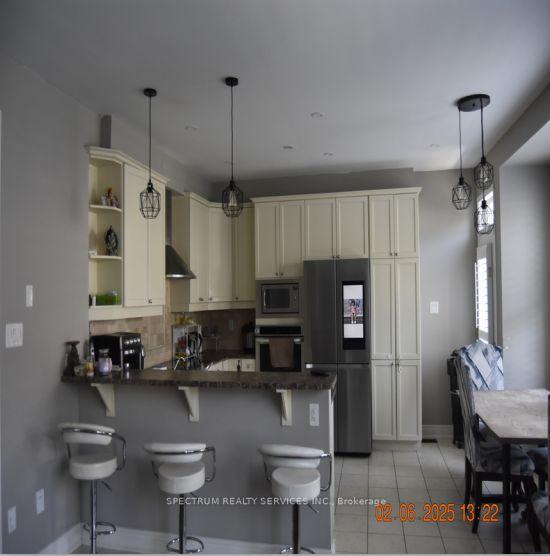 Photo 3 of 845 Asleton Boulevard, Milton, Willmott — HOMEH