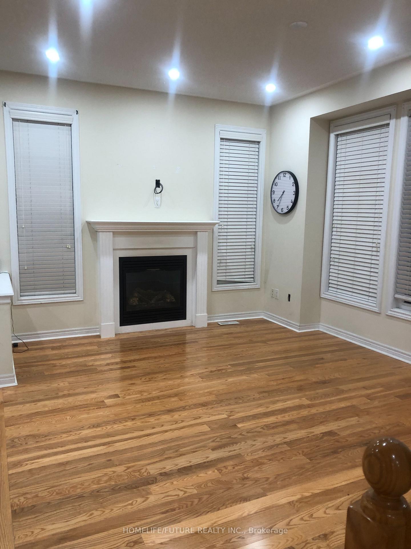 Photo 4 of Unit Main, 81 Bernbridge Road, Markham, Box Grove — HOMEH