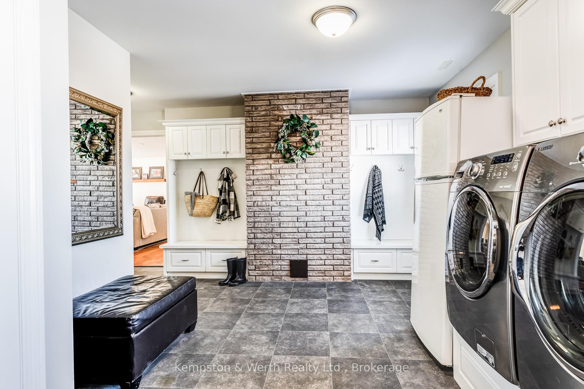 Photo 4 of 8436 167 Road, North Perth, Wallace — HOMEH