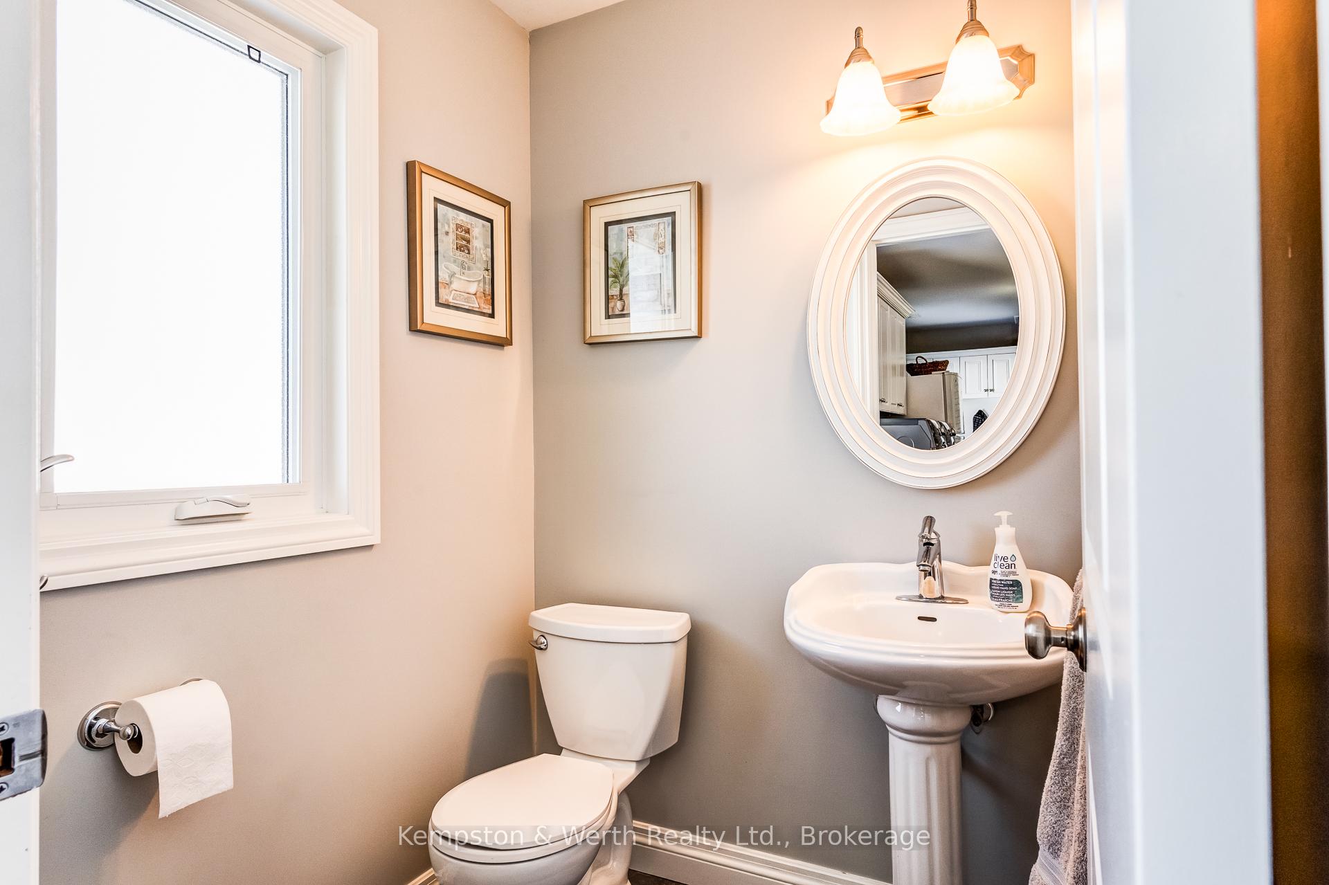 Photo 5 of 8436 167 Road, North Perth, Wallace — HOMEH