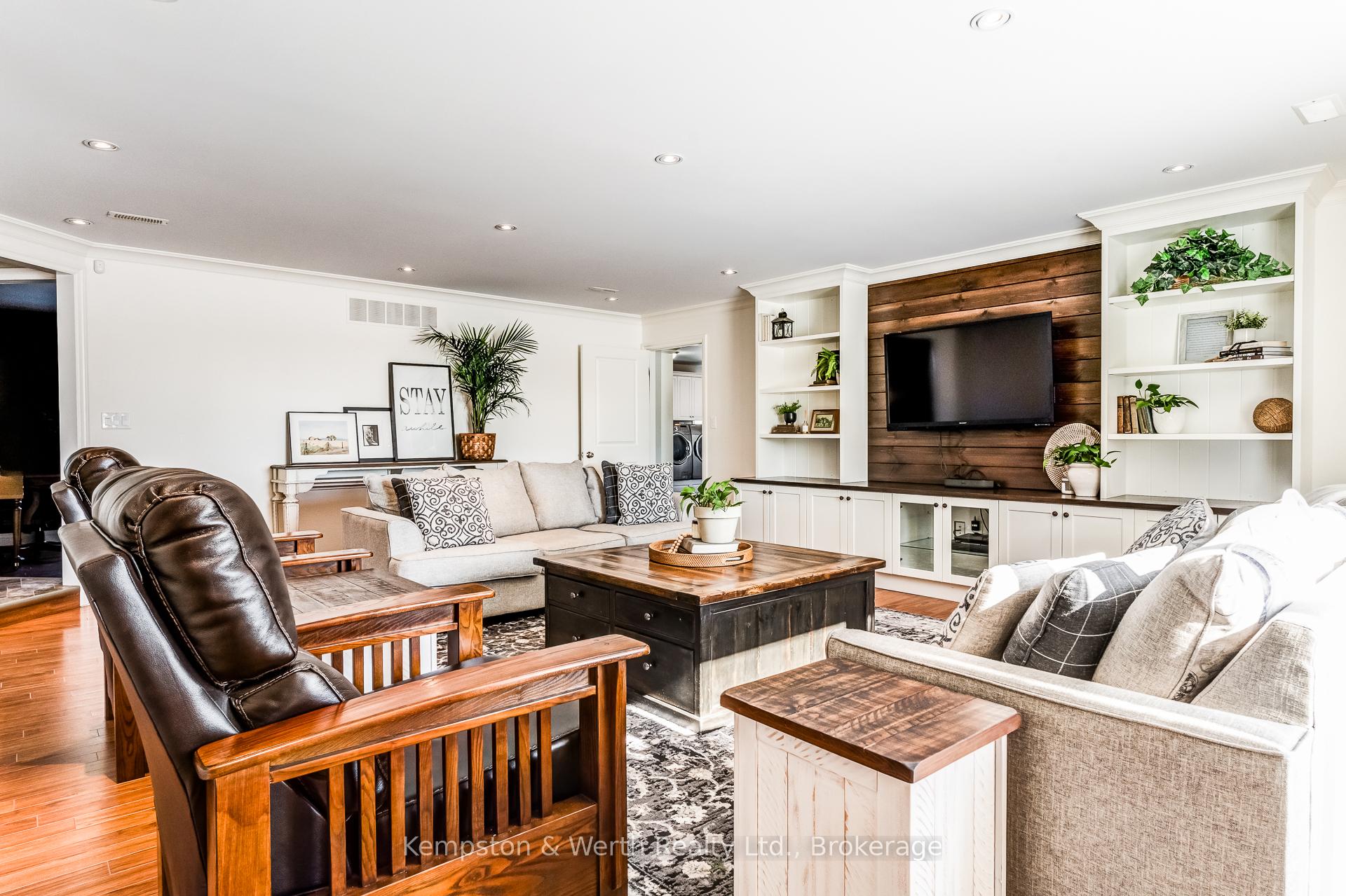Photo 8 of 8436 167 Road, North Perth, Wallace — HOMEH