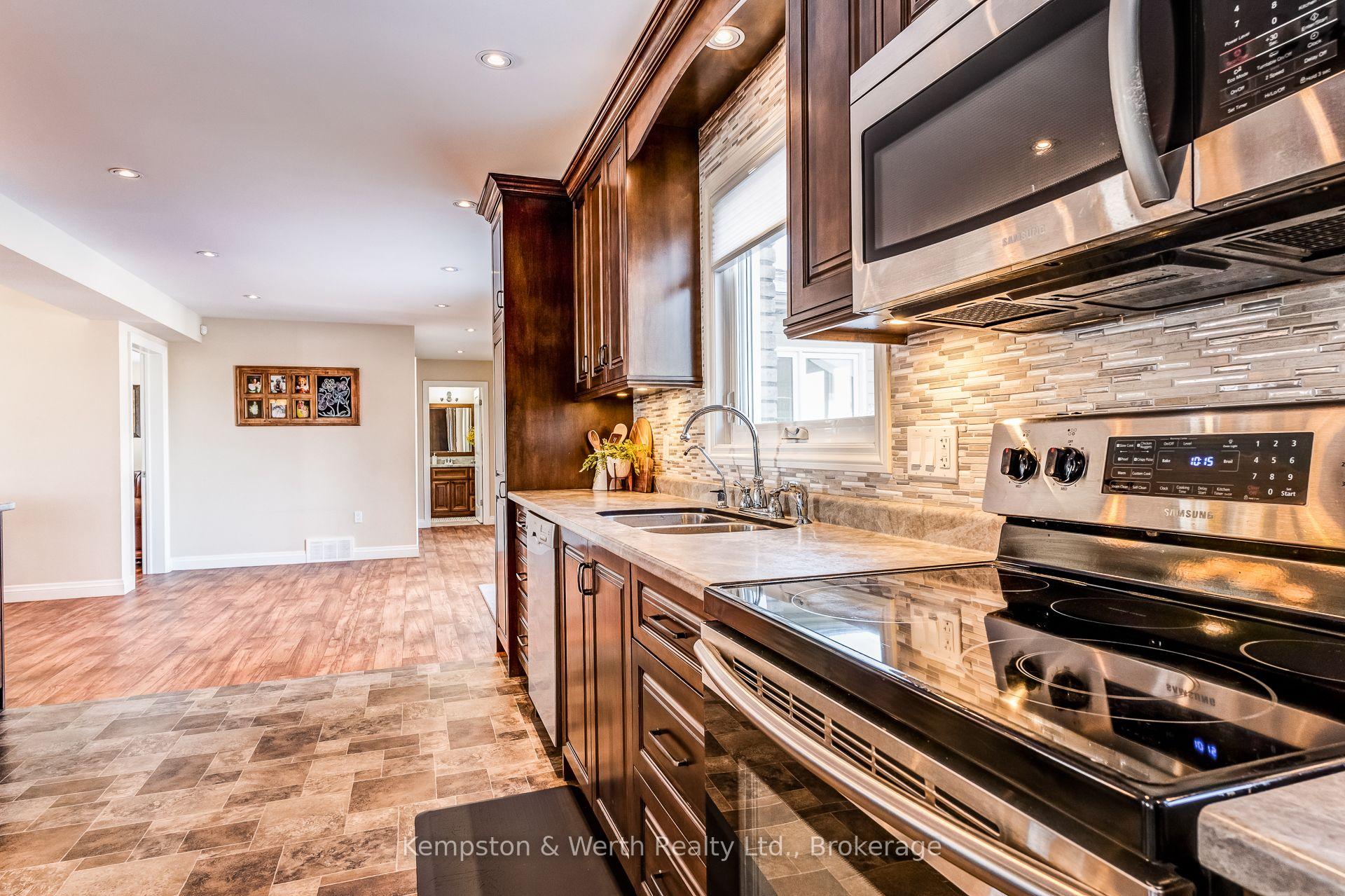 Photo 18 of 8436 167 Road, North Perth, Wallace — HOMEH