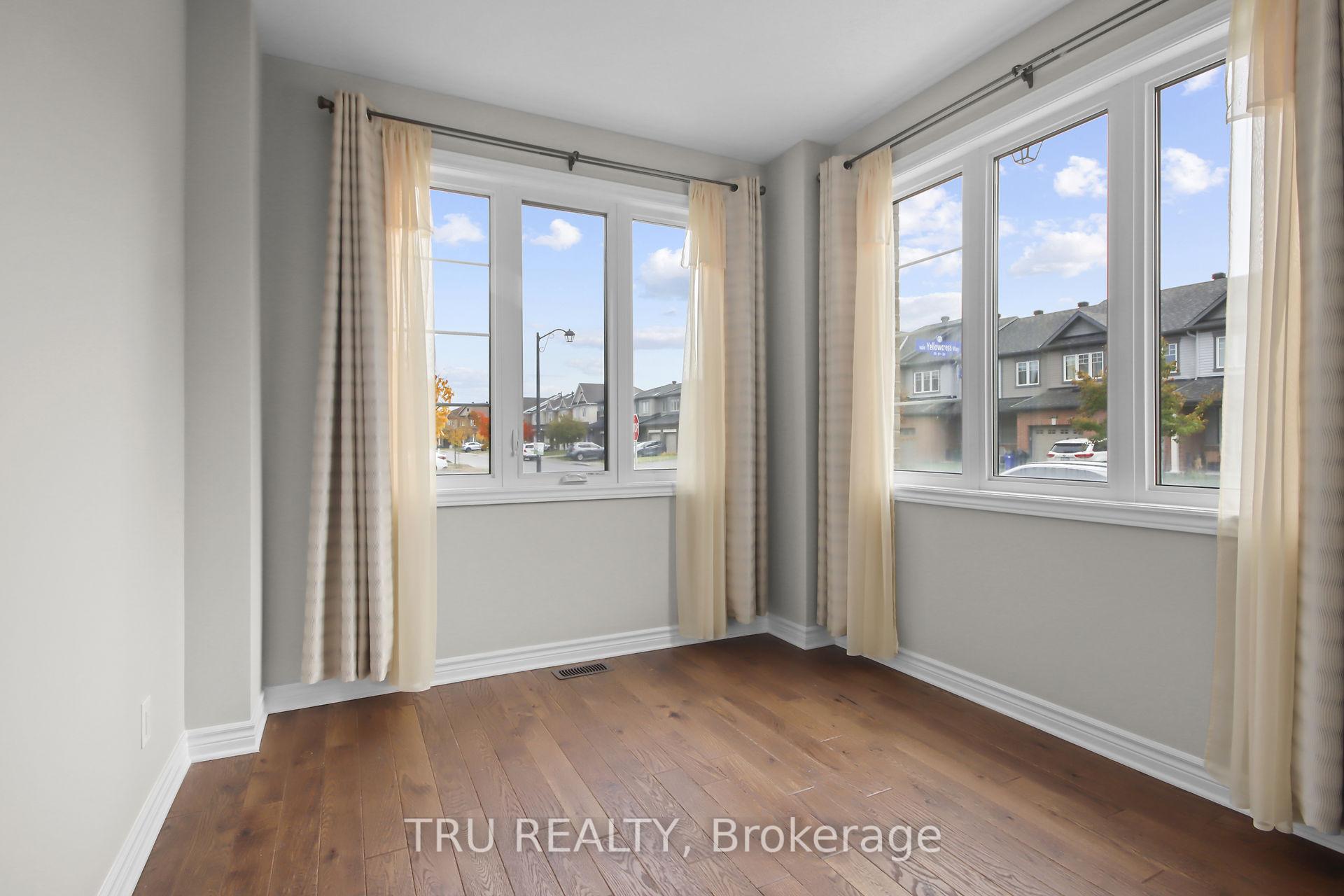 Photo 7 of 260 Yellowcress Way, Ottawa, Avalon West — HOMEH
