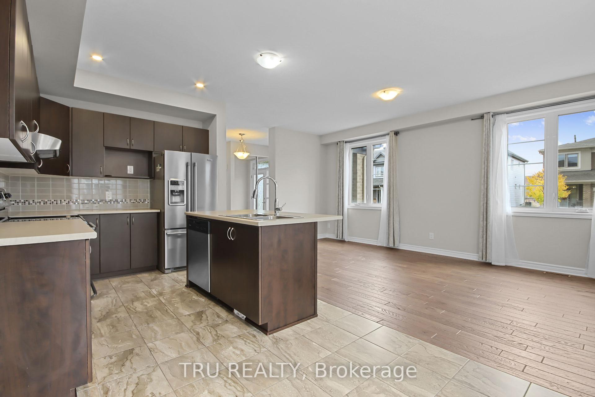 Photo 13 of 260 Yellowcress Way, Ottawa, Avalon West — HOMEH