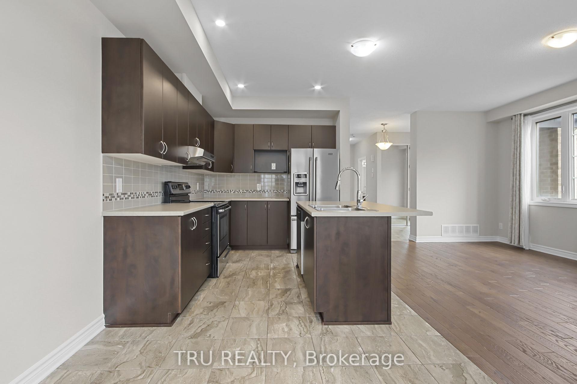 Photo 15 of 260 Yellowcress Way, Ottawa, Avalon West — HOMEH