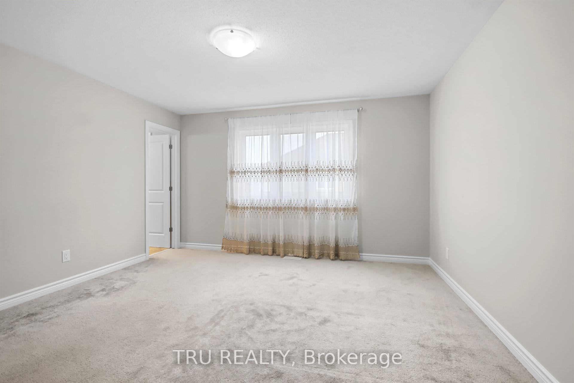 Photo 17 of 260 Yellowcress Way, Ottawa, Avalon West — HOMEH
