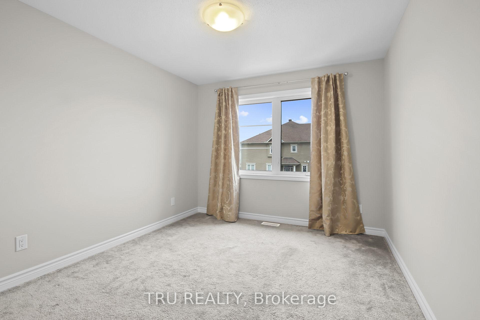 Photo 21 of 260 Yellowcress Way, Ottawa, Avalon West — HOMEH