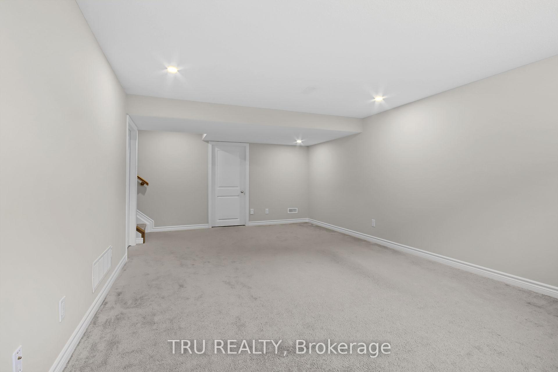 Photo 25 of 260 Yellowcress Way, Ottawa, Avalon West — HOMEH
