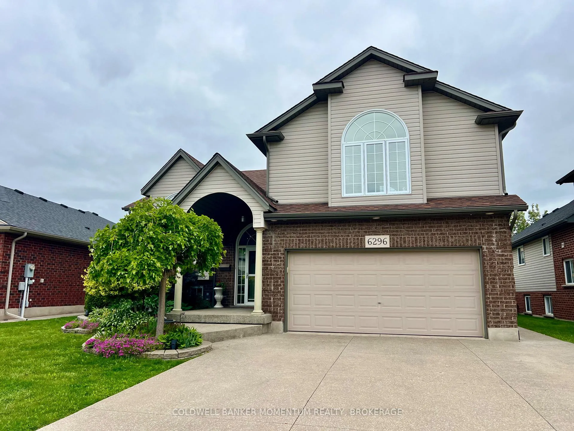 Front of 6296 Parkside Road