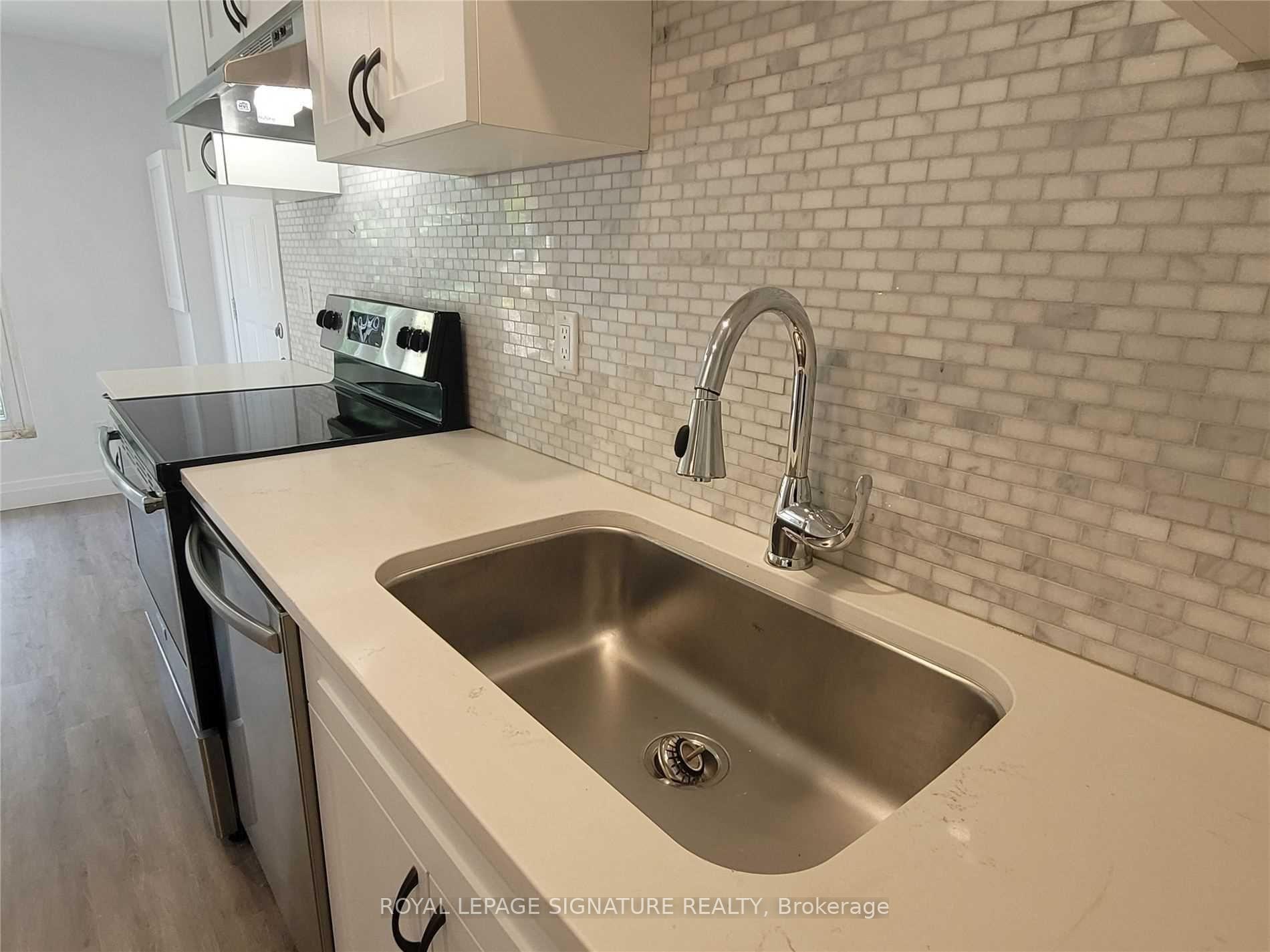 Photo 5 of Unit Main, 726 Grandview Drive, Oshawa, Donevan — HOMEH