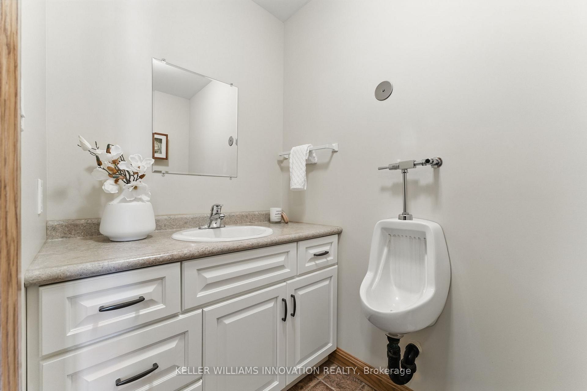 Photo 20 of 253 Queen Street, North Perth, Elma — HOMEH