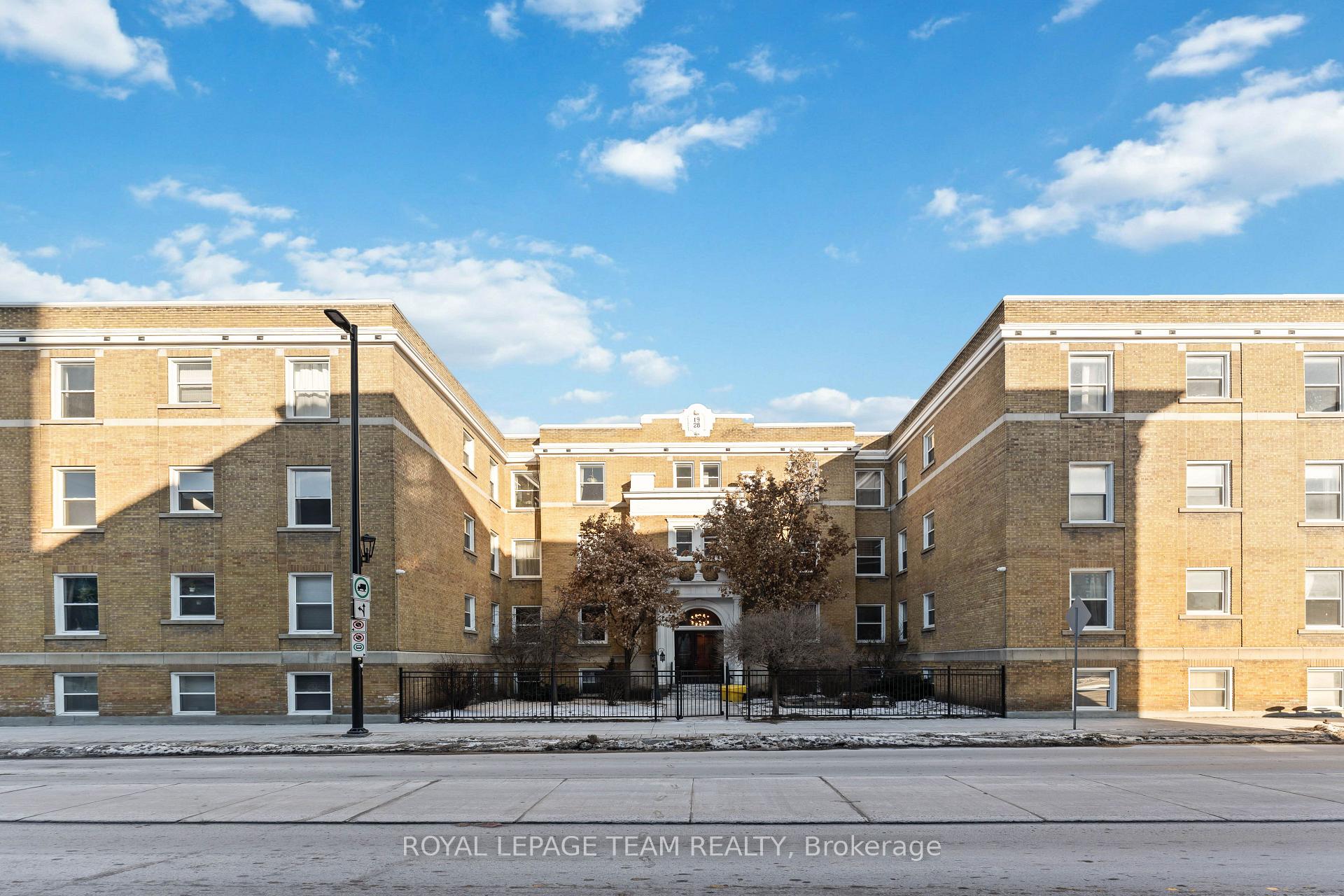 Photo 1 of Unit 4, 407 Elgin Street, Ottawa, Ottawa Centre/Golden Triangle — HOMEH