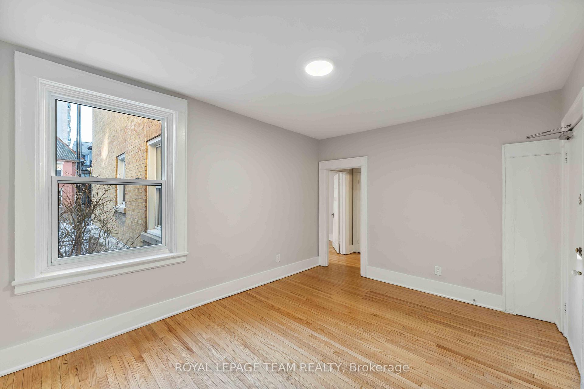 Photo 8 of Unit 4, 407 Elgin Street, Ottawa, Ottawa Centre/Golden Triangle — HOMEH