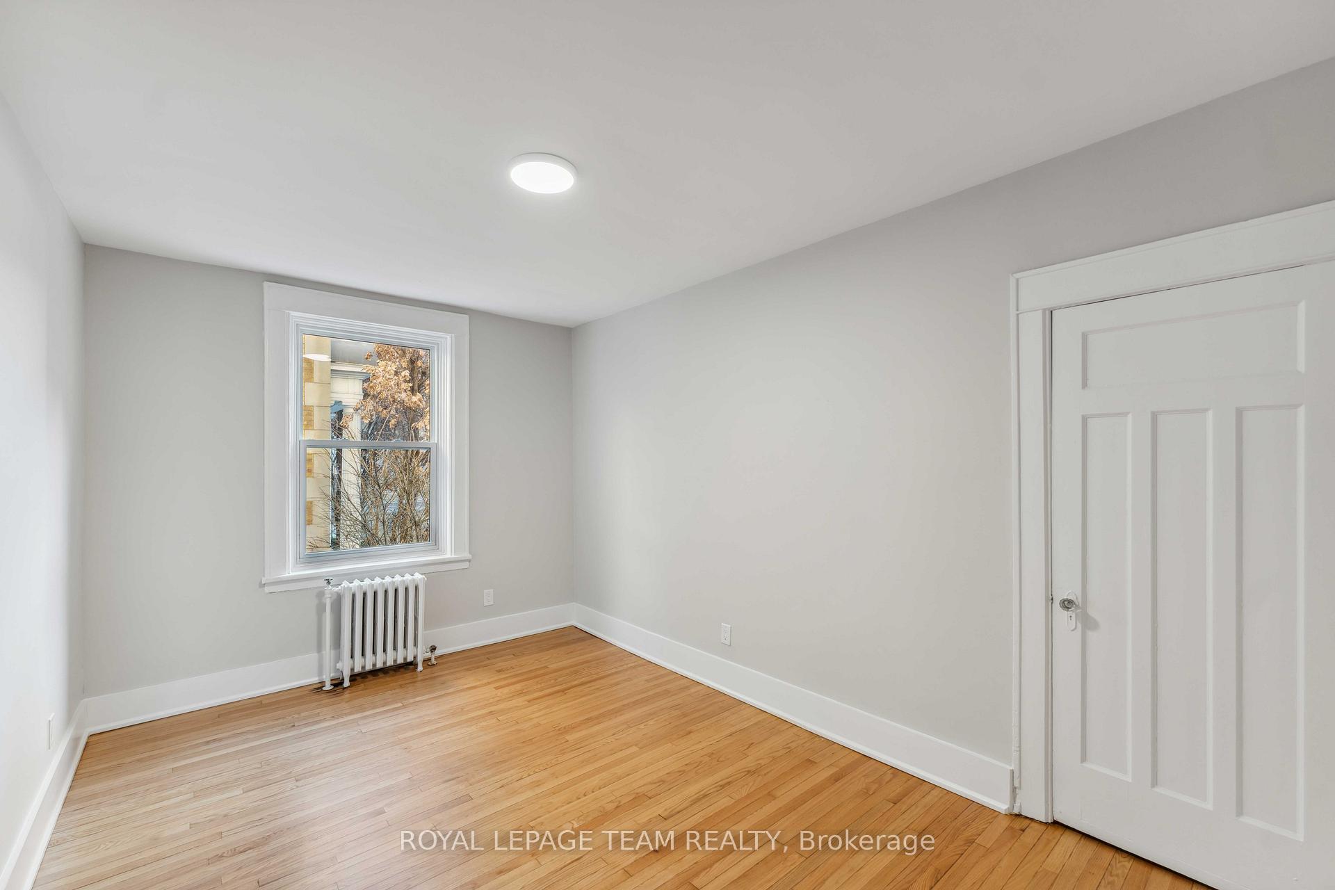 Photo 11 of Unit 4, 407 Elgin Street, Ottawa, Ottawa Centre/Golden Triangle — HOMEH