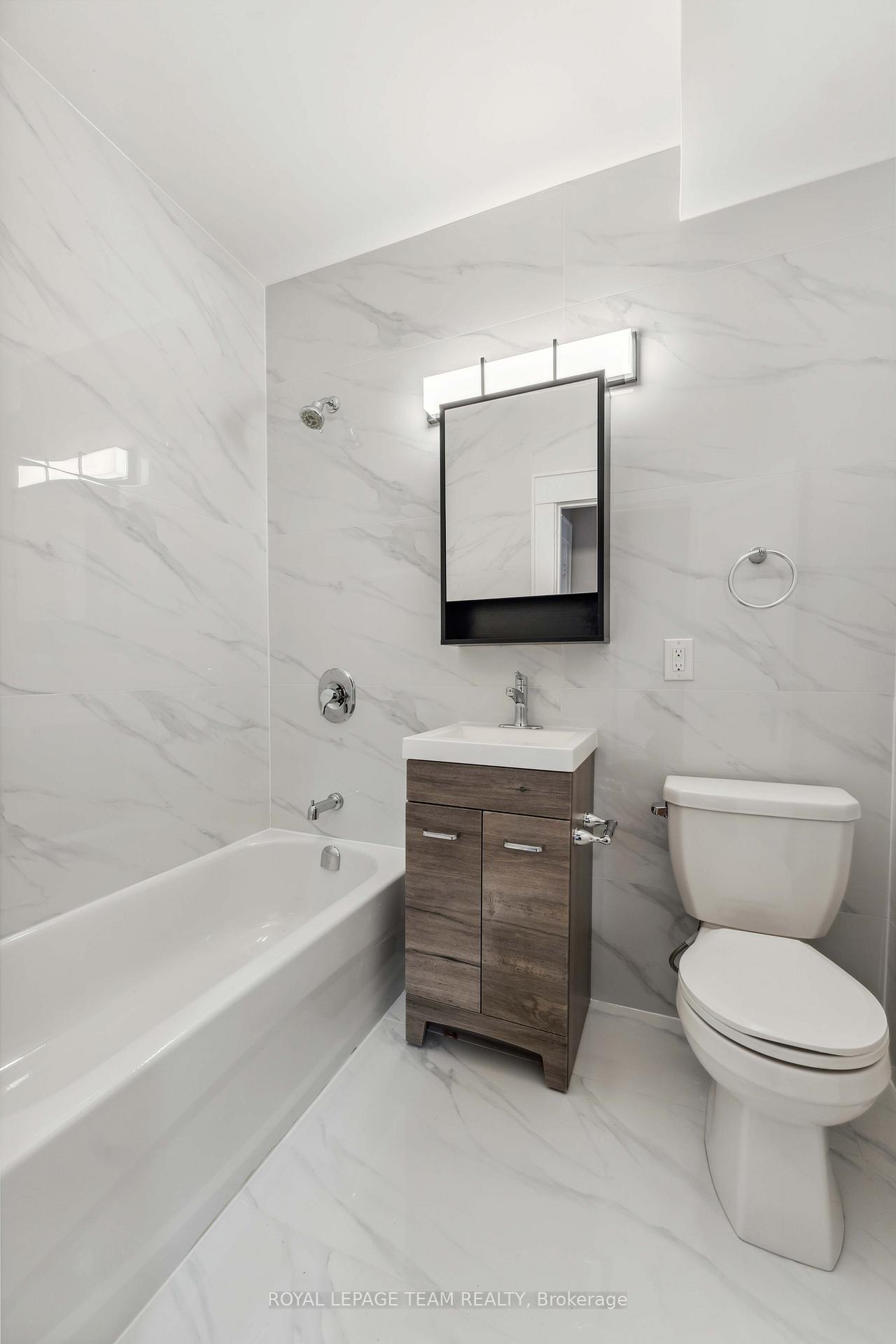 Photo 22 of Unit 4, 407 Elgin Street, Ottawa, Ottawa Centre/Golden Triangle — HOMEH