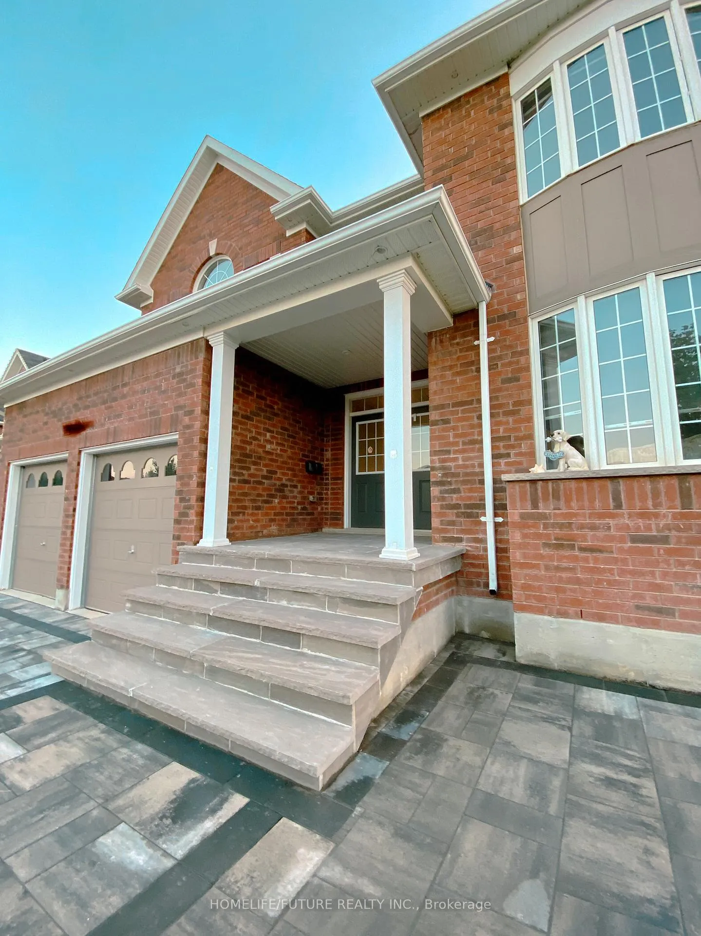 Photo 3 of Unit Main, 2040 Magee Court, Oshawa, Taunton — HOMEH