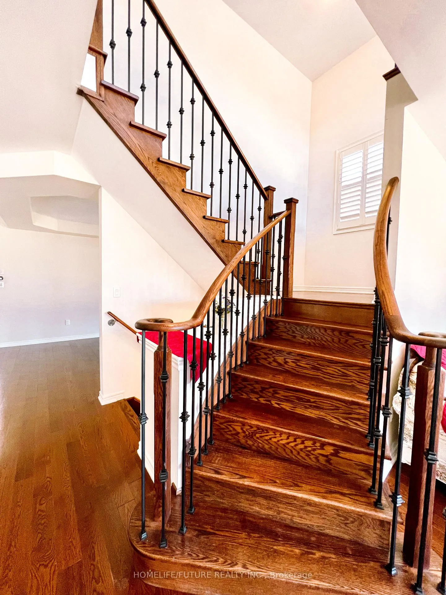 Photo 8 of Unit Main, 2040 Magee Court, Oshawa, Taunton — HOMEH