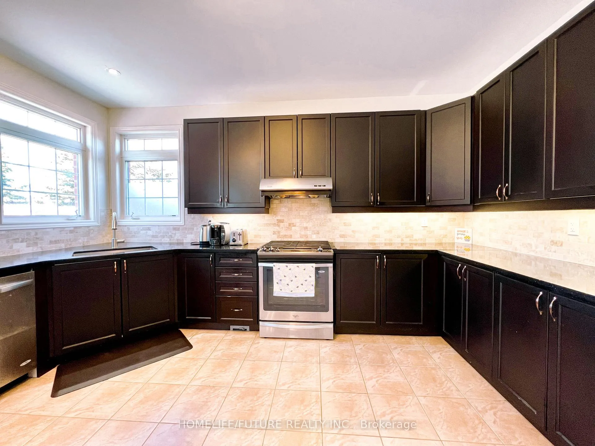 Photo 11 of Unit Main, 2040 Magee Court, Oshawa, Taunton — HOMEH
