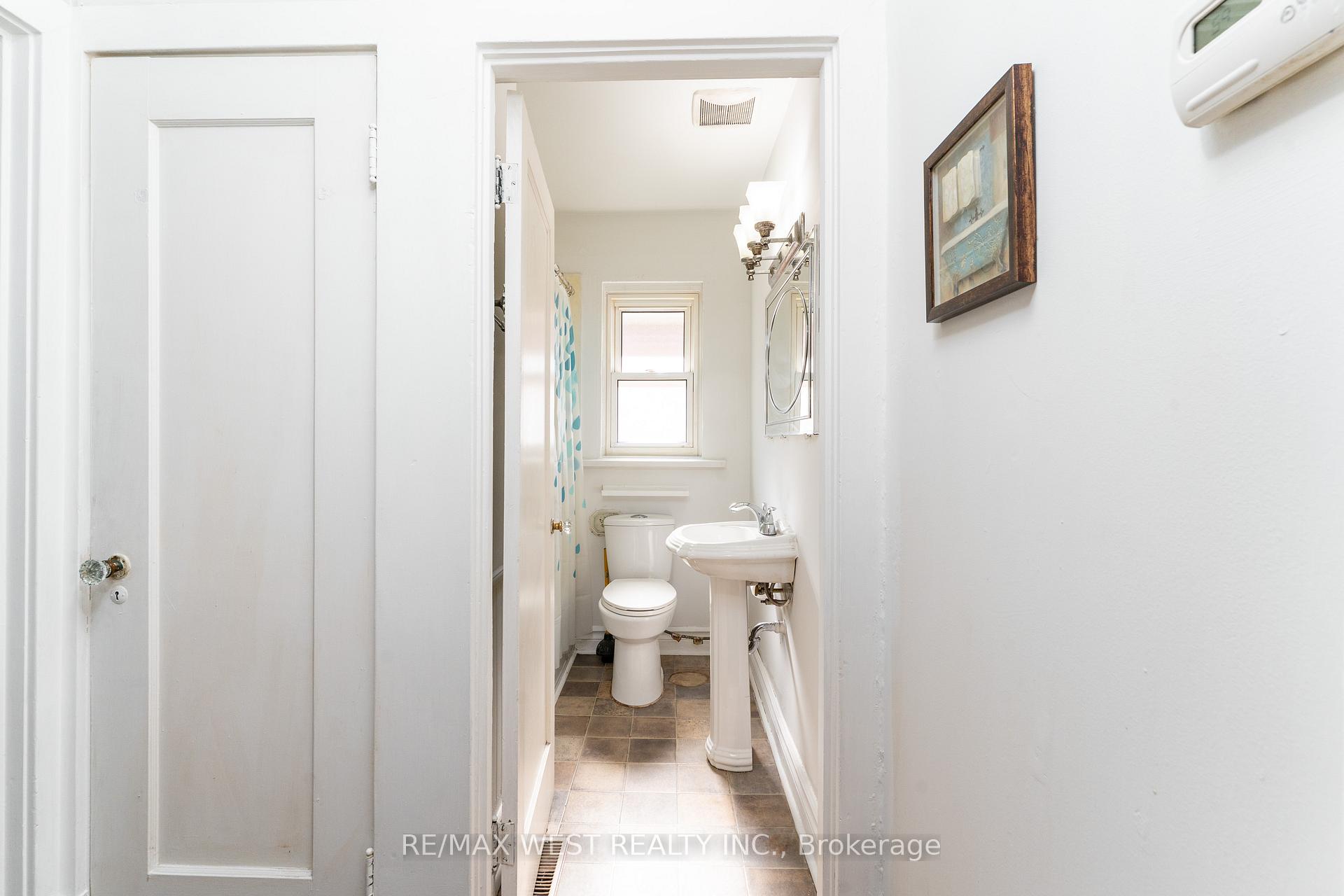 Photo 6 of 58 Burk Street, Oshawa, Vanier — HOMEH