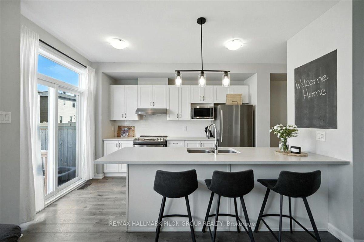 Photo 8 of 563 Decoeur Drive, Ottawa, Avalon West — HOMEH
