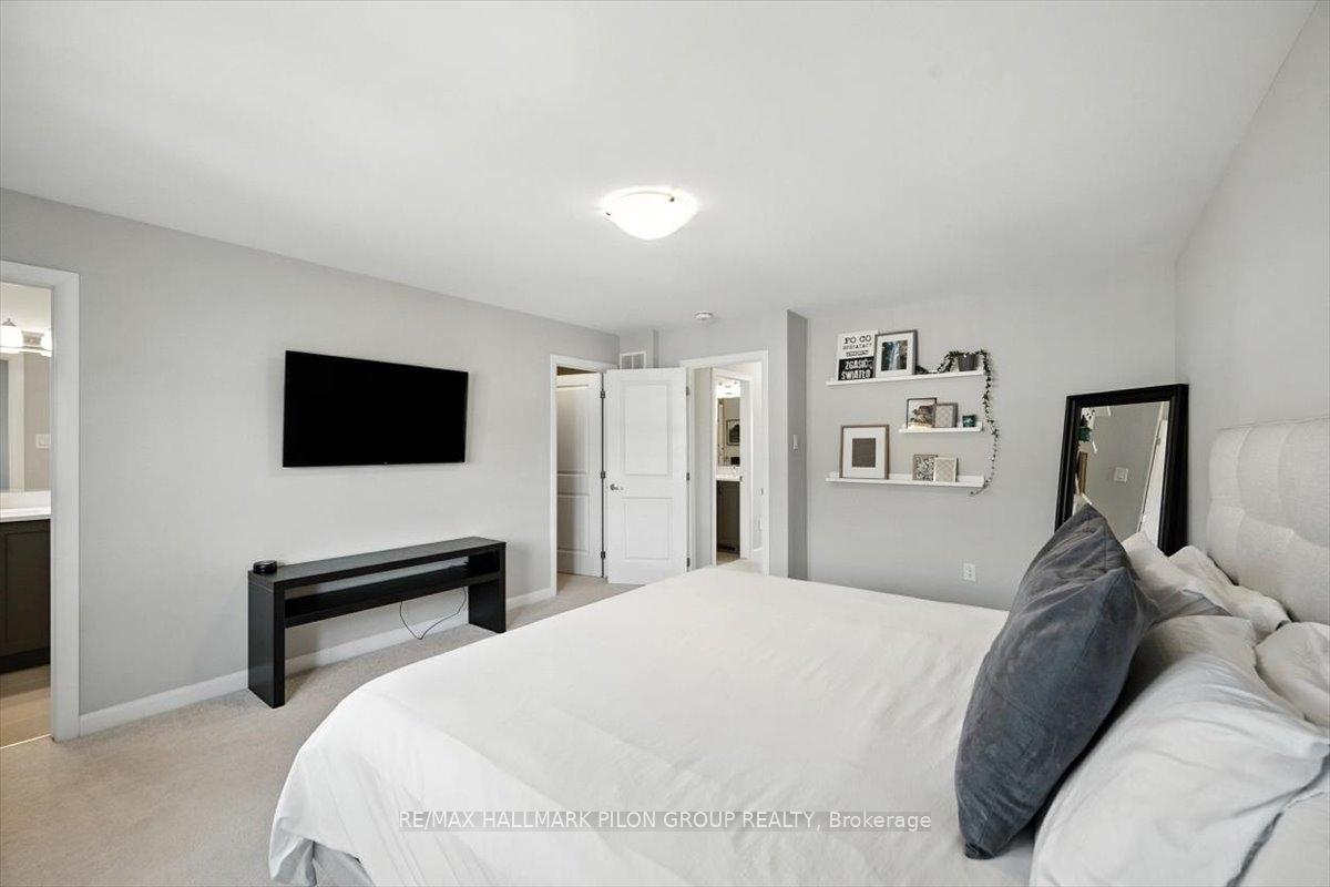Photo 14 of 563 Decoeur Drive, Ottawa, Avalon West — HOMEH
