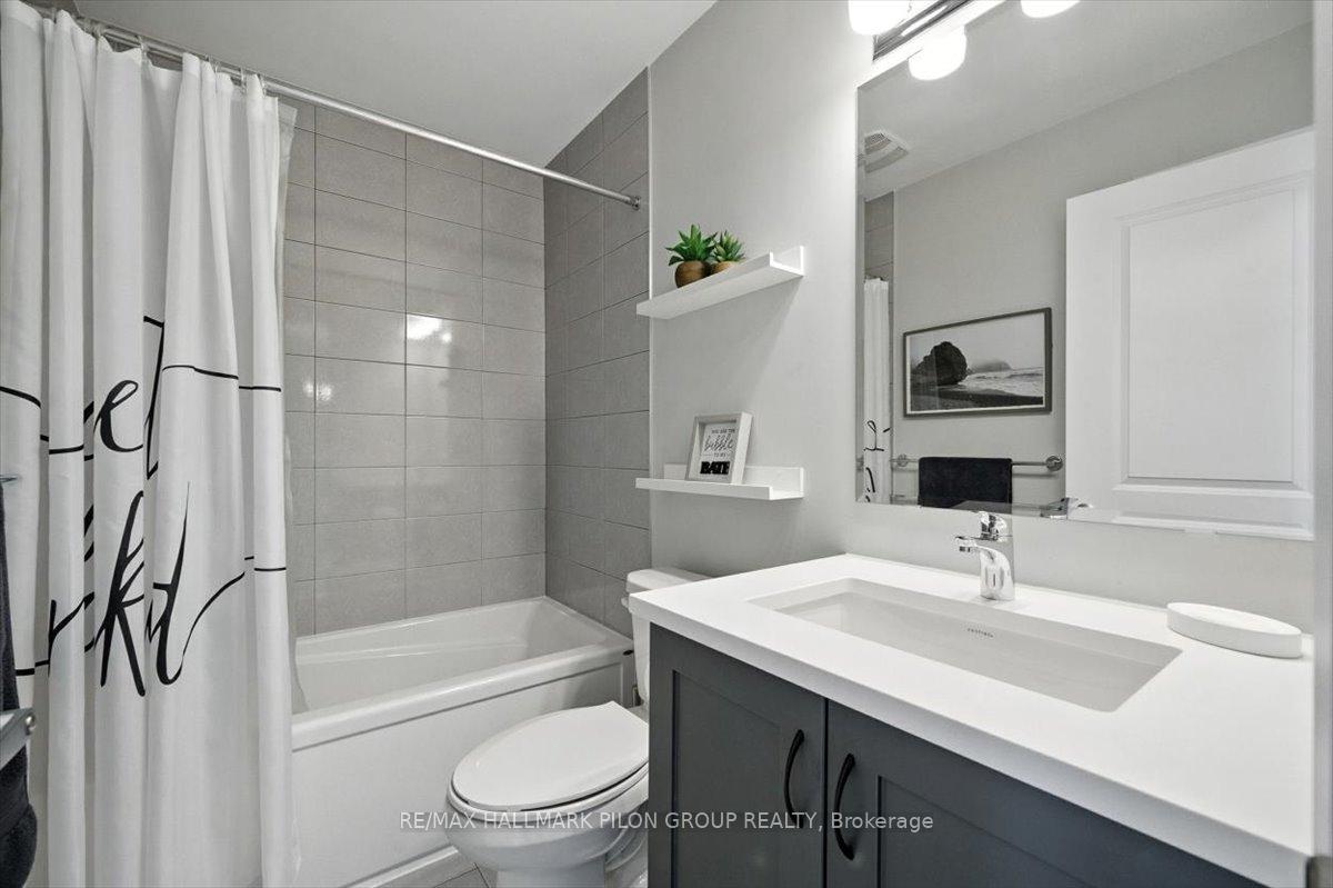 Photo 18 of 563 Decoeur Drive, Ottawa, Avalon West — HOMEH