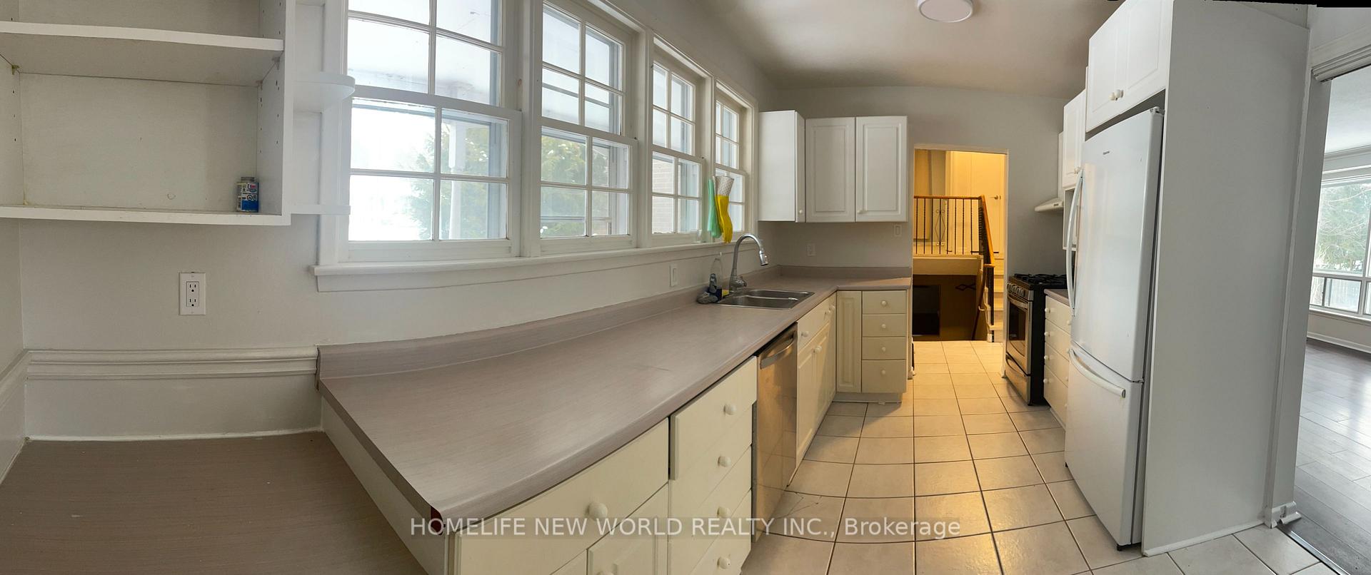 Photo 7 of 14 Sherwood Forest Drive, Markham, Bullock — HOMEH