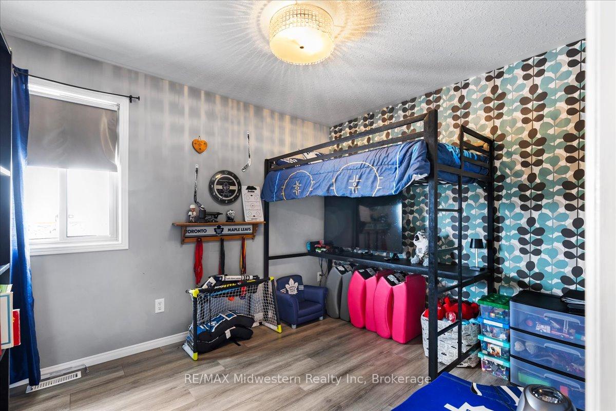 Photo 12 of 160 Donegan Street W, North Perth, Listowel — HOMEH