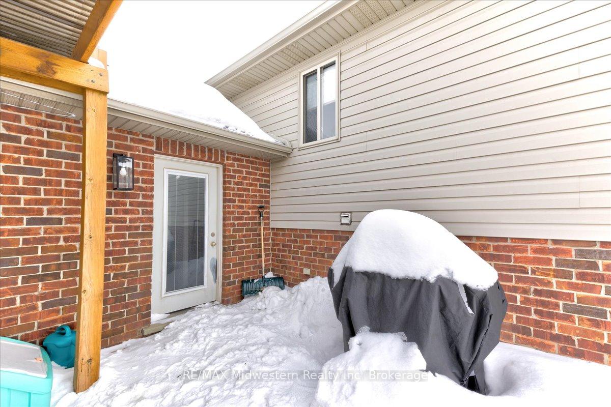 Photo 18 of 160 Donegan Street W, North Perth, Listowel — HOMEH