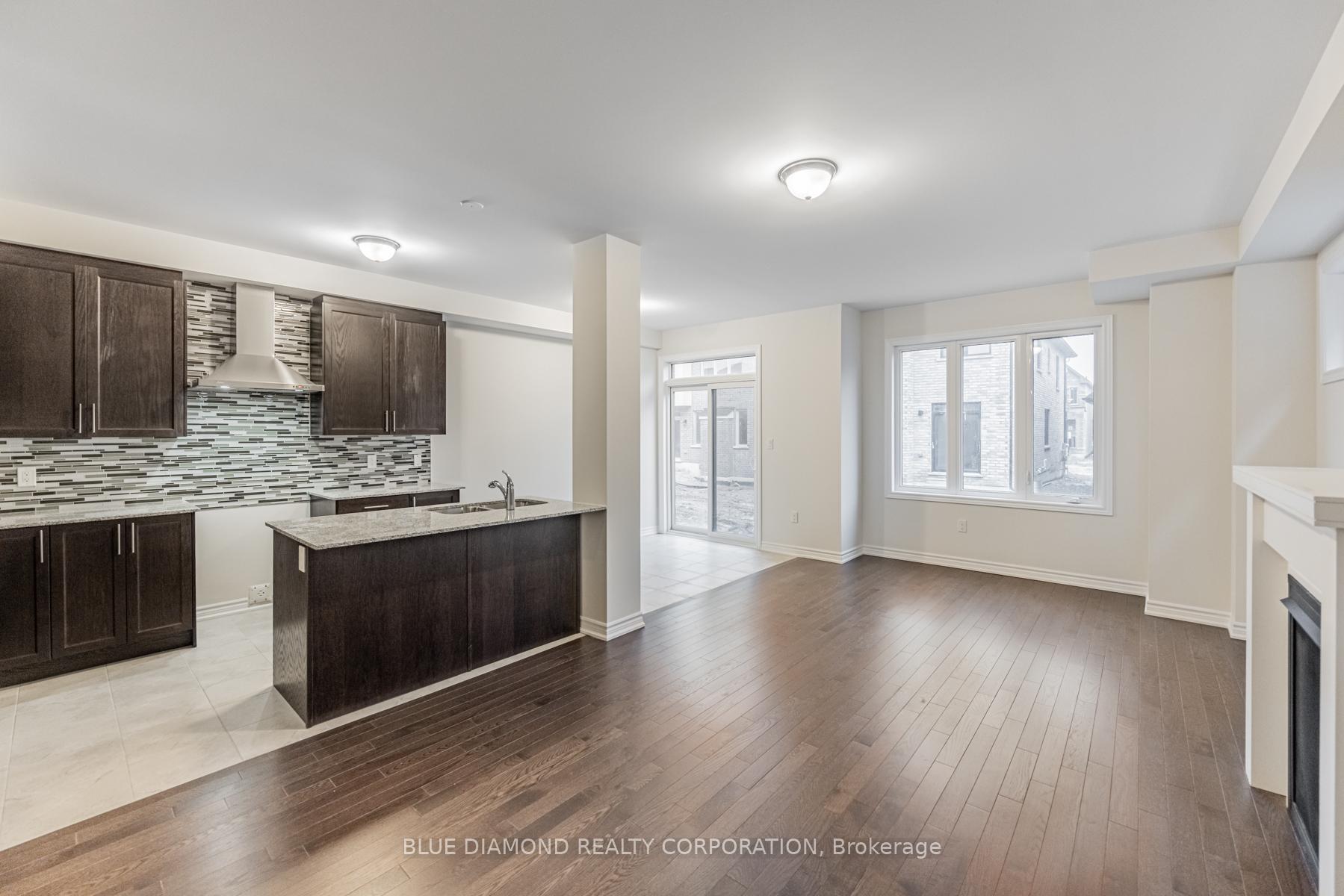 Photo 2 of 617 Bearberry Place, Milton, Cobban — HOMEH